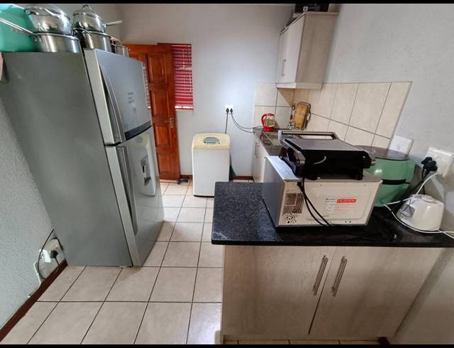 2 BEDROOM APARTMENT FOR SALE IN THE ORCHARDS